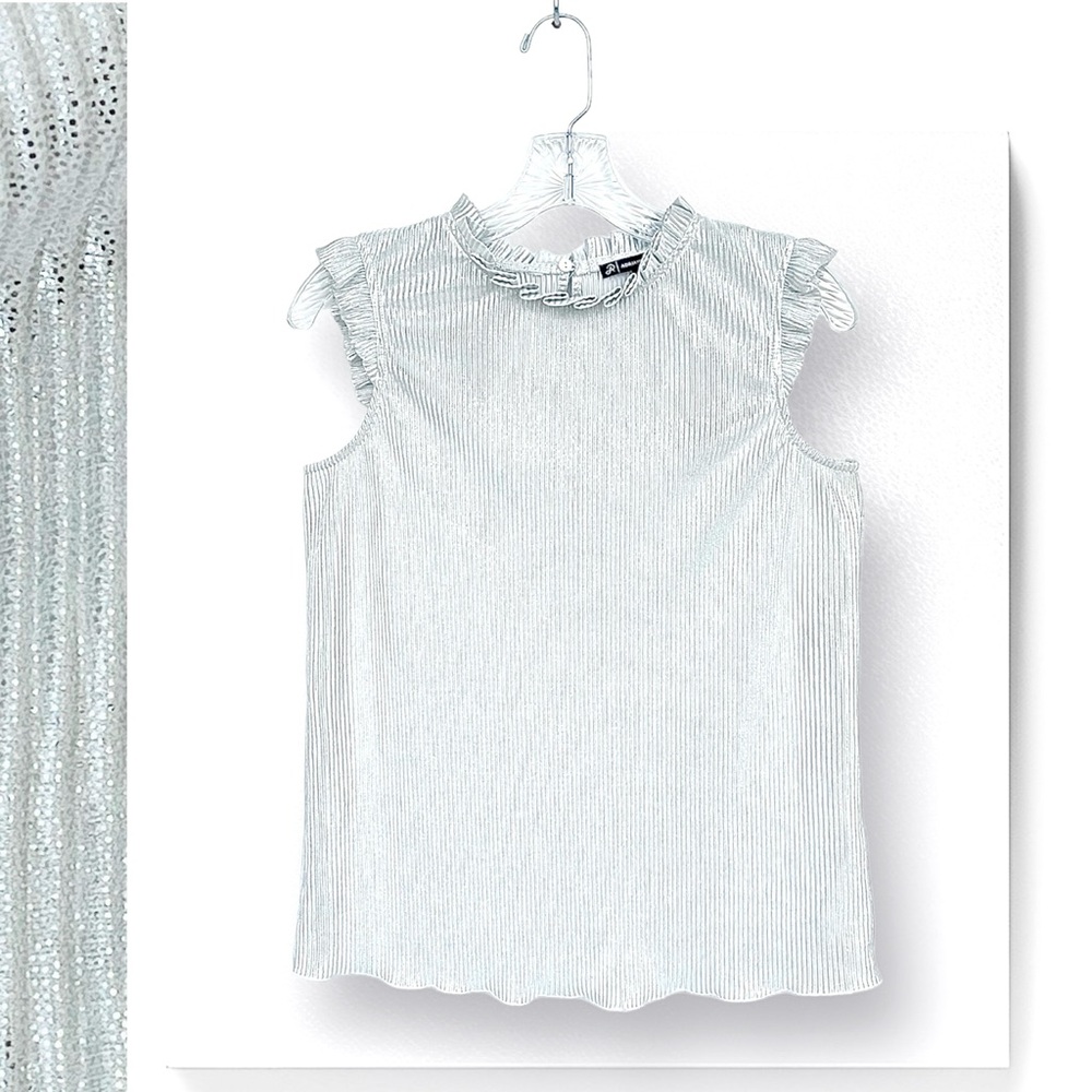 Adrianna Papell Metallic Silver Pleated Sleeveless Blouse Ruffle keyhole/Button